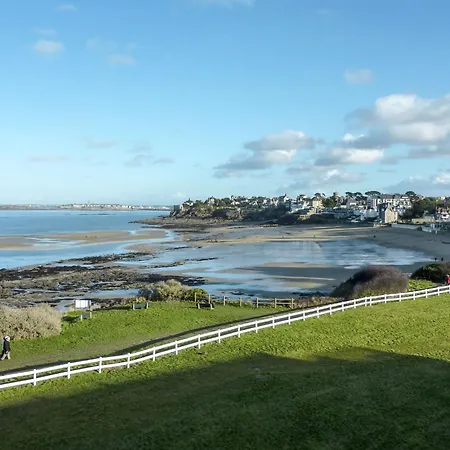 Le Dauphin By Interhome Dinard
